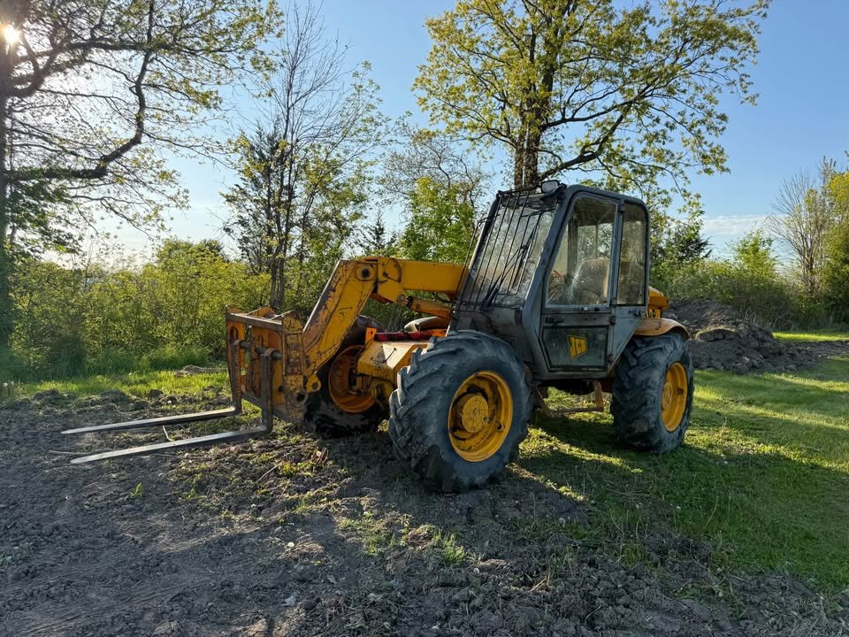 JCB2