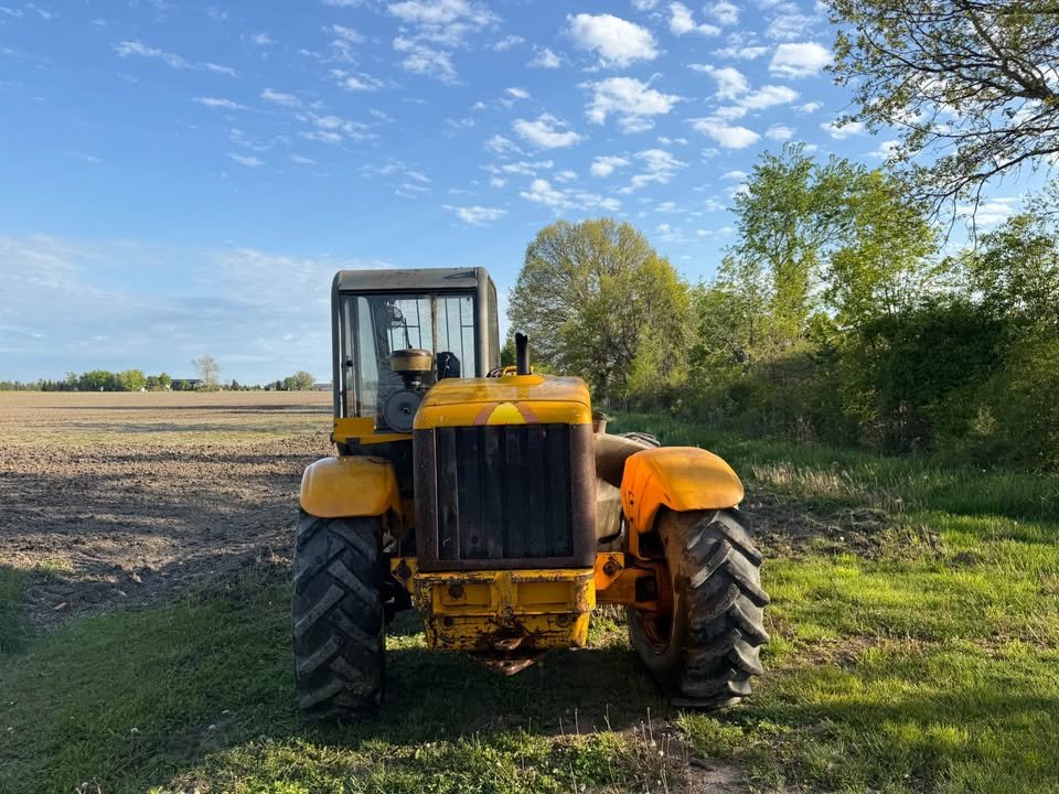 JCB7